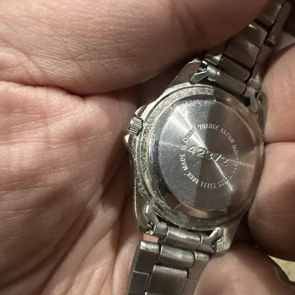 VTG Working Tilt Ladies Silver Tone Green Dial Bezel Rotate Watch 29mm Fit 7in‎